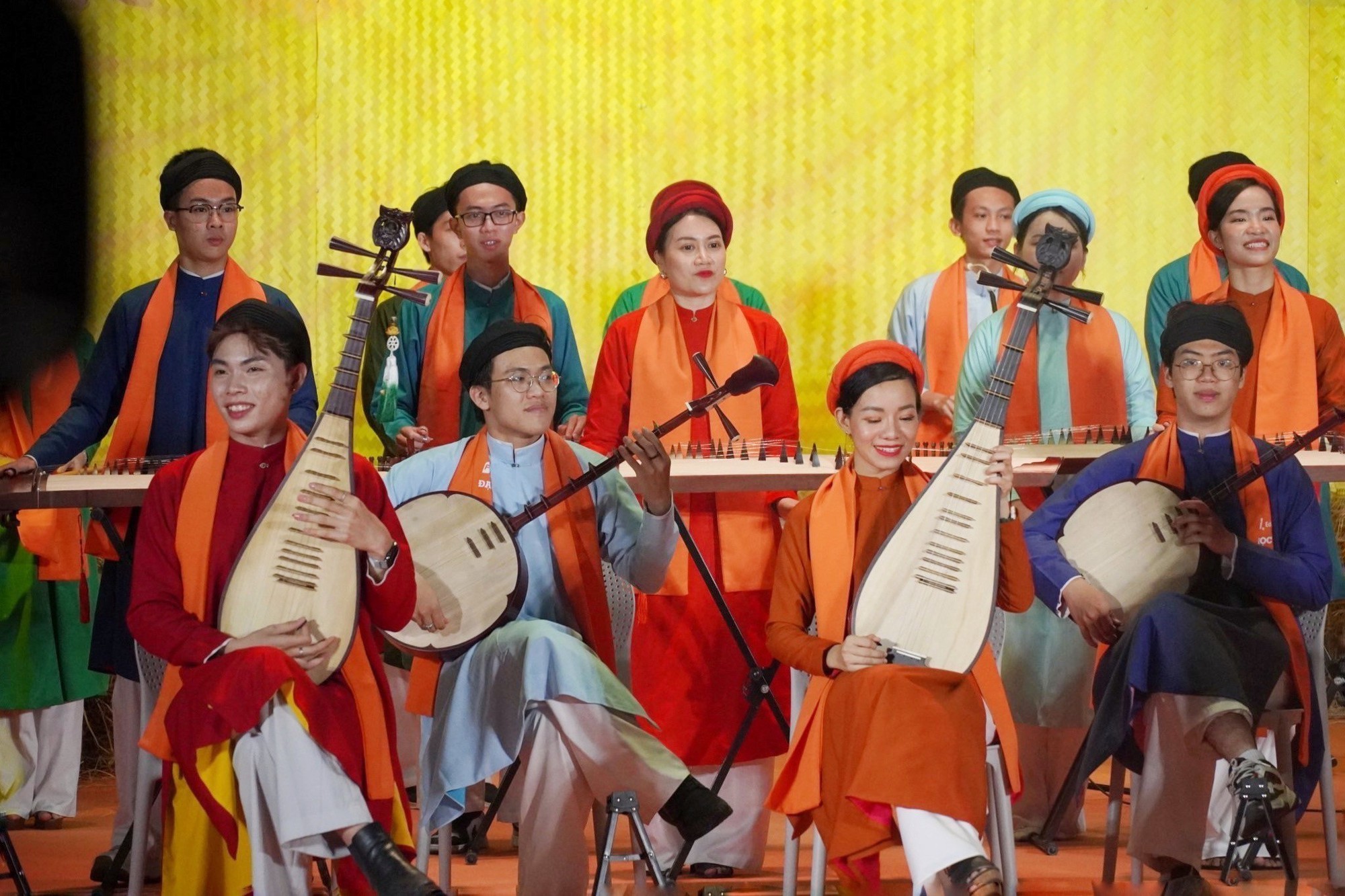Vietnamese folk music: Preserving a thousand years of tradition through melody and soul
